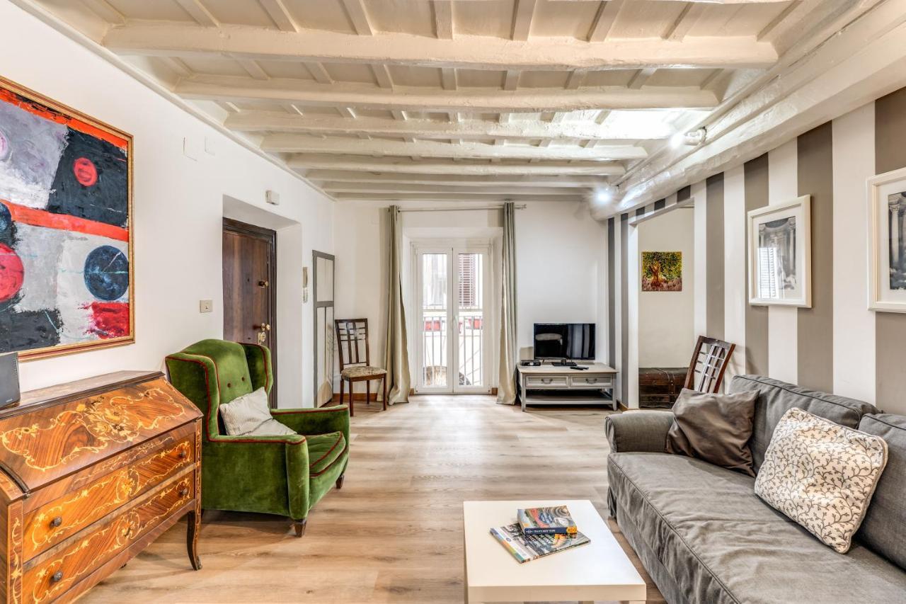 Lovely Spacious Apartment Near The Colosseum Рим Екстериор снимка