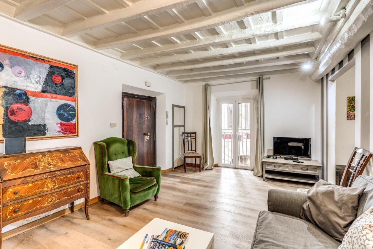 Lovely Spacious Apartment Near The Colosseum Рим Екстериор снимка