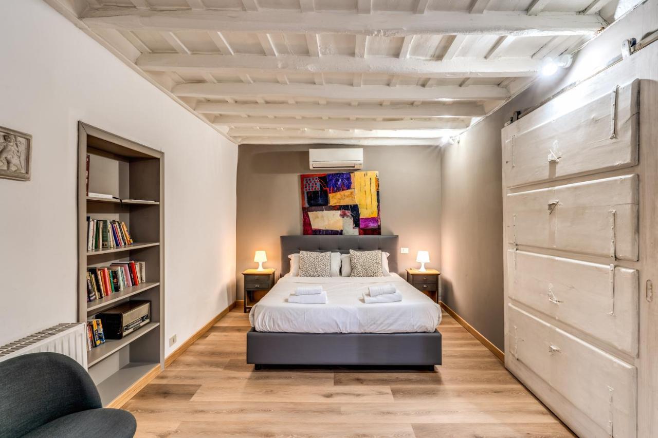 Lovely Spacious Apartment Near The Colosseum Рим Екстериор снимка